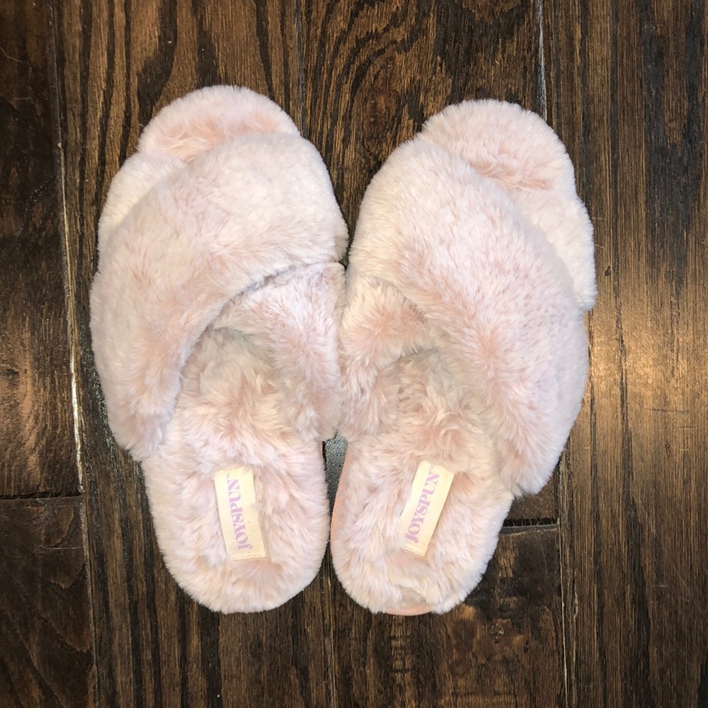 JOYSPUN soft cozy slippers size 8 dusty rose color